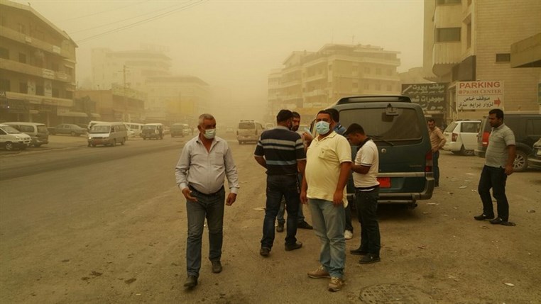 Sandstorm engulfs Lebanon